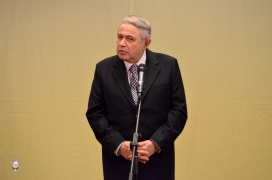 32